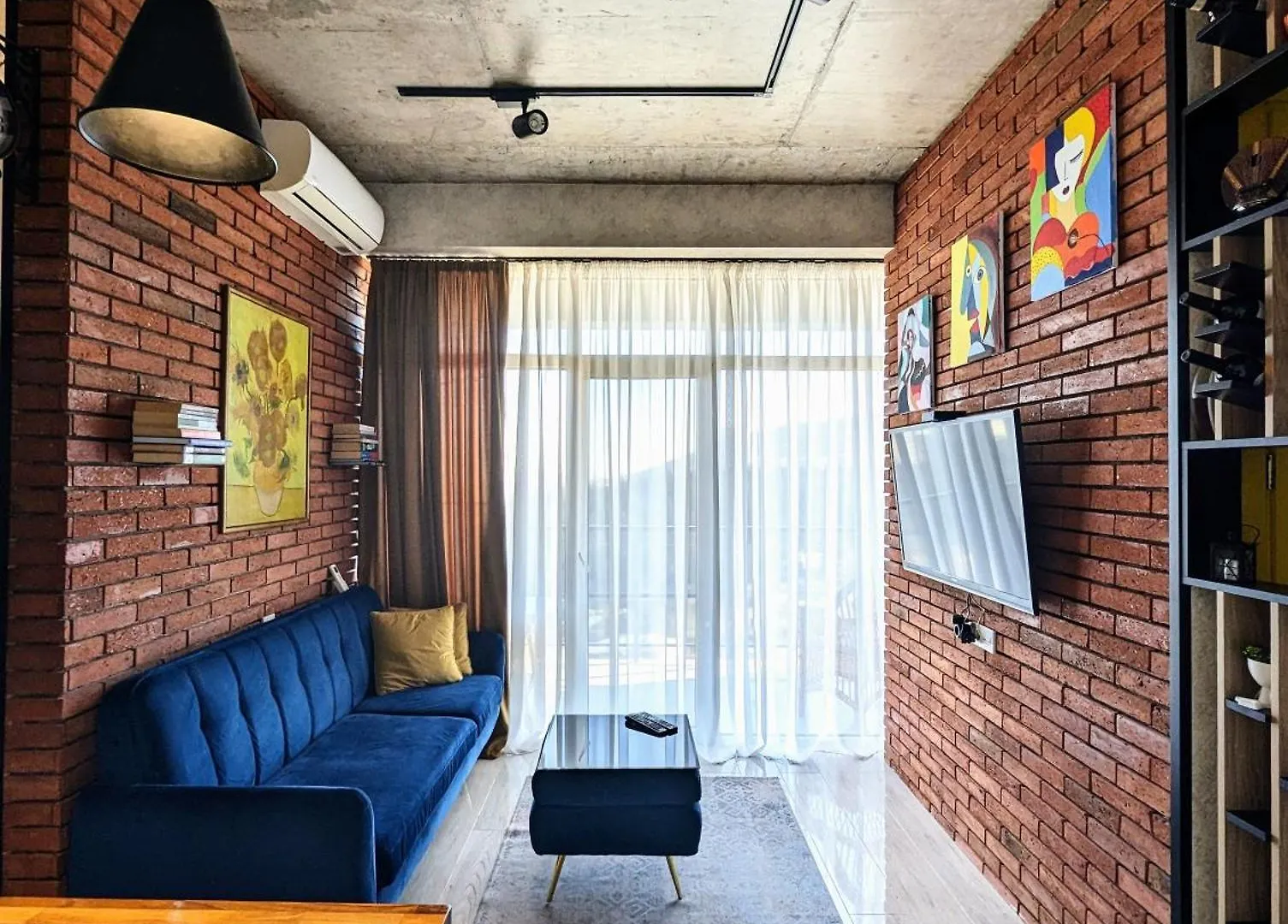 Apartment In Bagebi Tbilisi